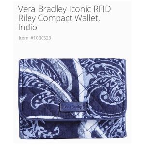 NWT Vera Bradley Iconic Compact Wallet 💙